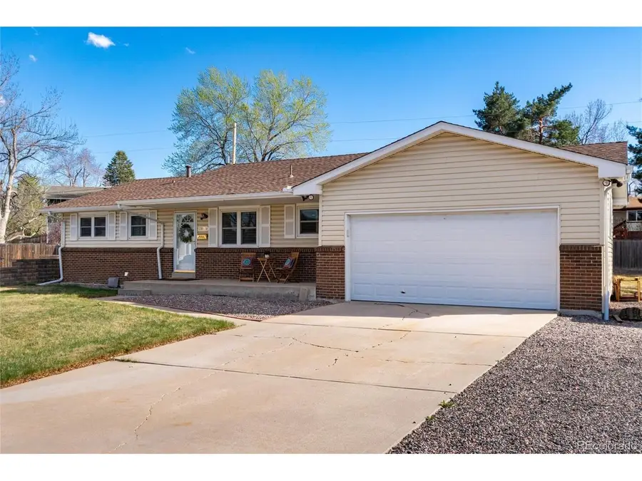 6879 S Roslyn Cir, Centennial, CO 80112 - #2