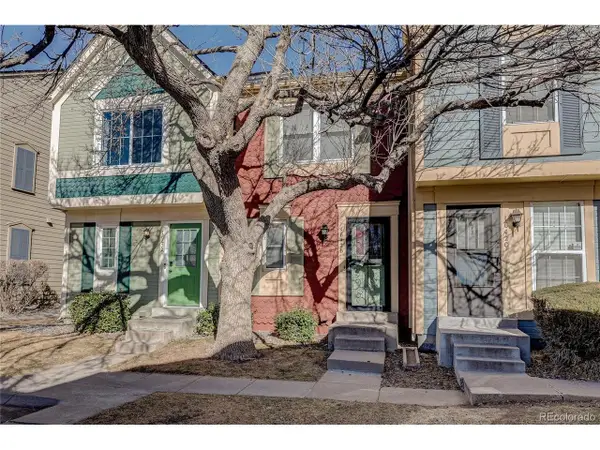 1642 S Idalia Cir #B, Aurora, CO 80017