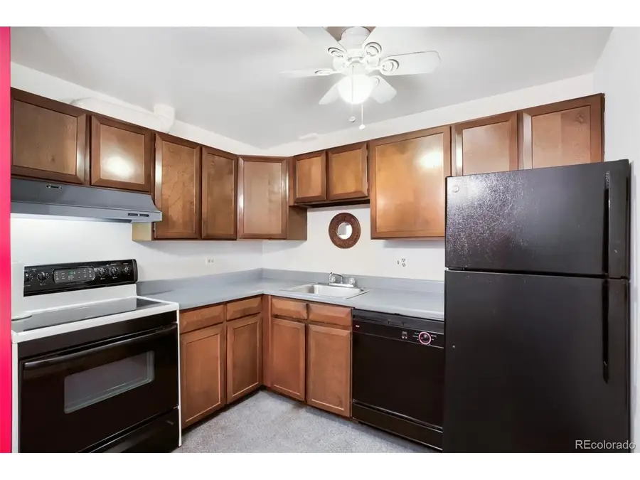 1050 N Lafayette St #304, Denver, CO 80218 - #3