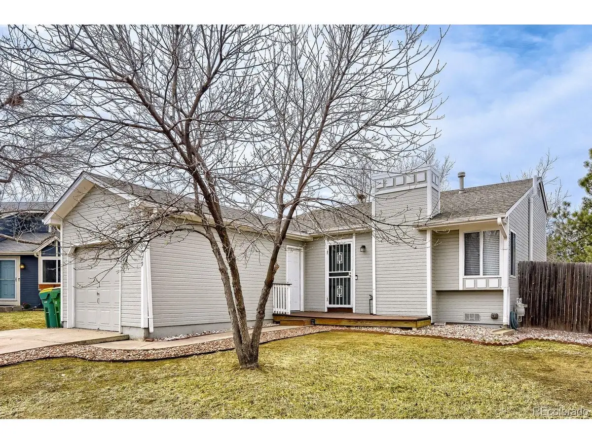 19729 E Wagontrail Dr, Centennial, CO 80015 - #1
