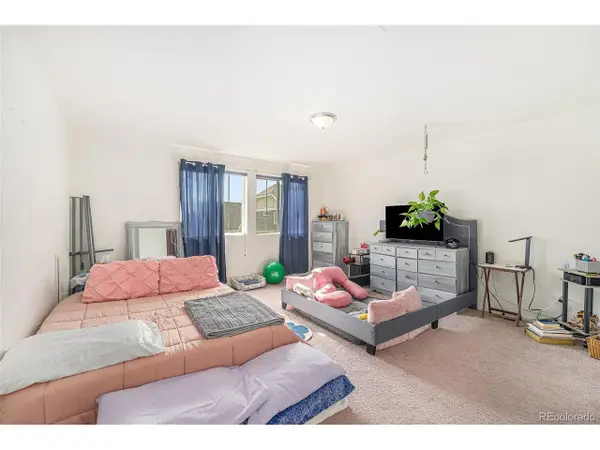 18667 E 54th Pl, Denver, CO 80249