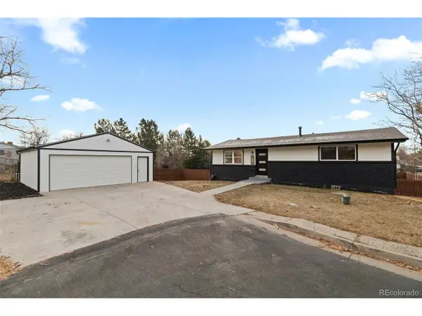 8720 W Alaska Pl, Lakewood, CO 80226