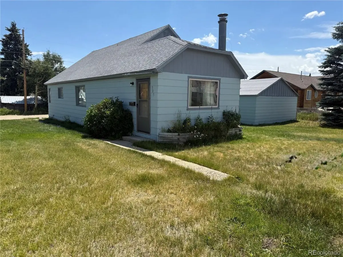 305 Chestnut St, Leadville, CO 80461 - #1