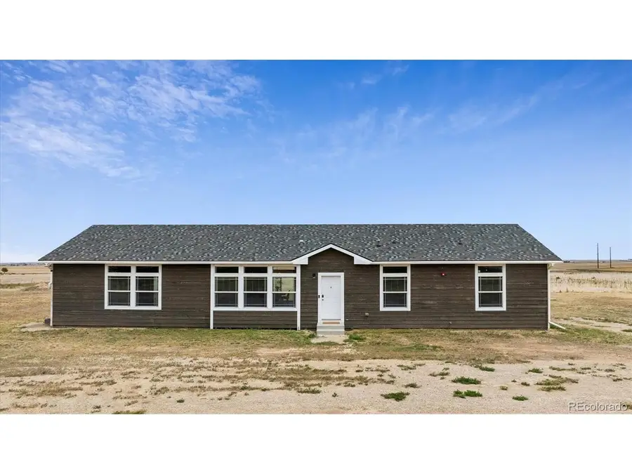 15330 Peterson Rd, Keenesburg, CO 80643 - #3