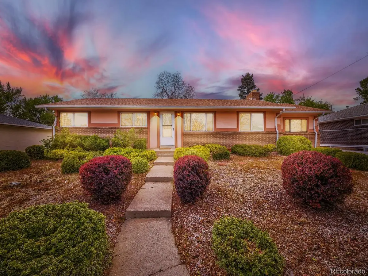 2011 S Carr St, Lakewood, CO 80227 - #1