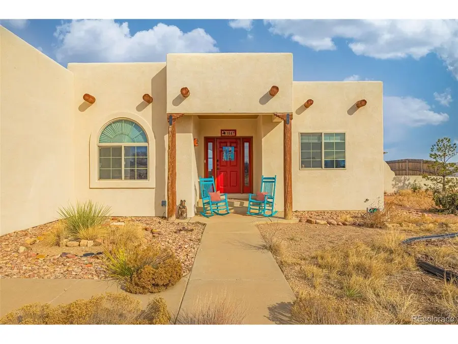 1847 W Badito Dr, Pueblo, CO 81007 - Image #2