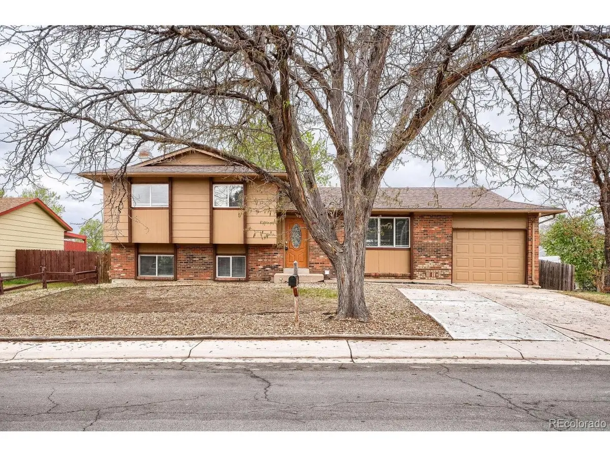2061 S Richfield St, Aurora, CO 80013 - #1