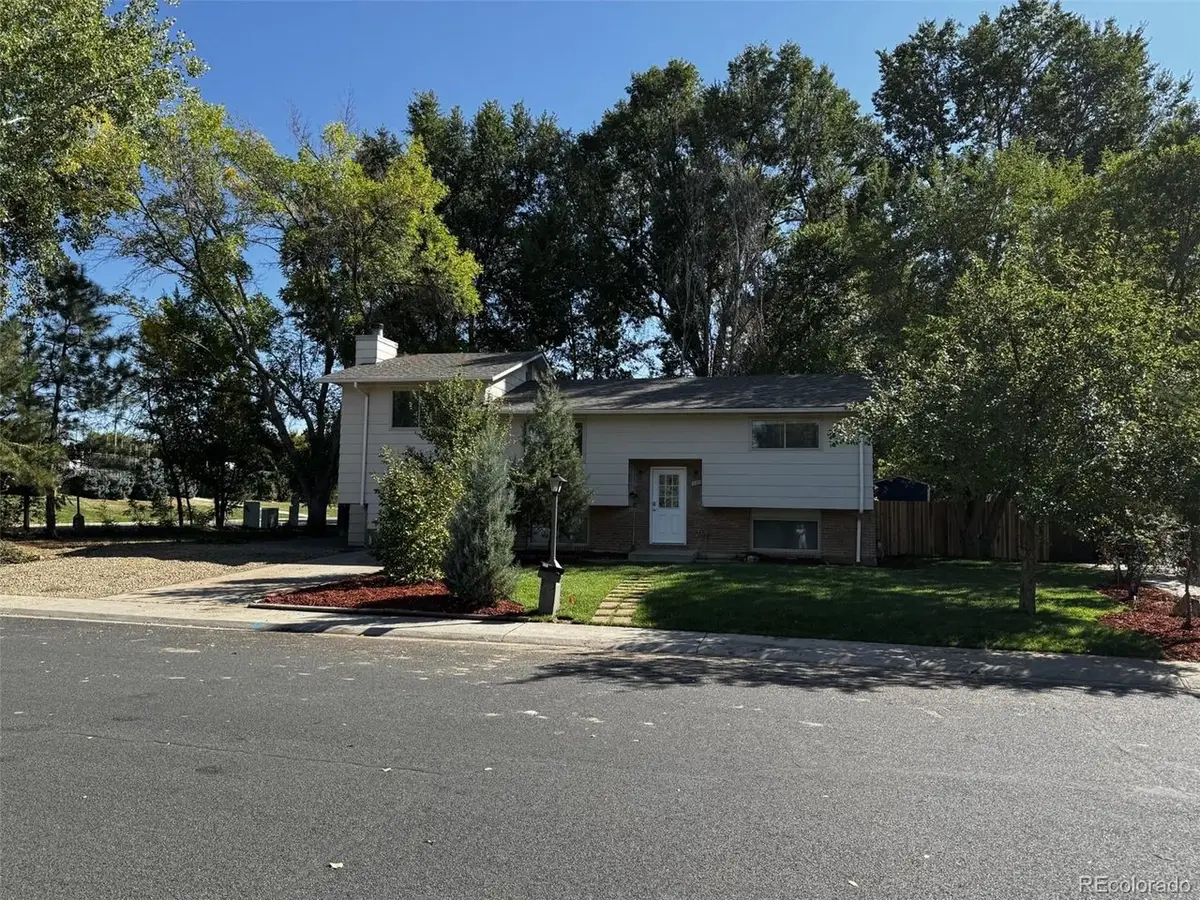 466 Fox St, Longmont, CO 80504 - #1
