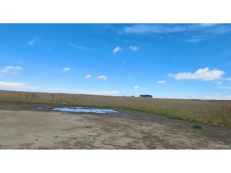44225 Wolf Creek Dr, Bennett, CO 80102 - #3