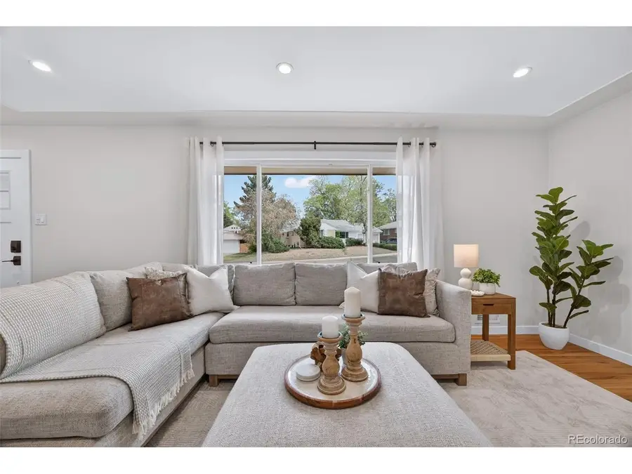 3075 S Holly Pl, Denver, CO 80222 - #2