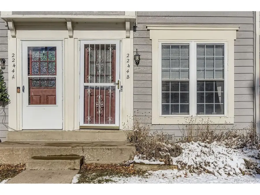 2244 S Jasper Way #B, Aurora, CO 80013 - Image #2