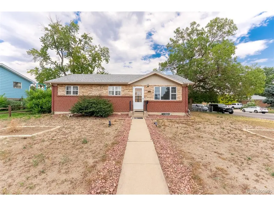11450 Irma Dr, Northglenn, CO 80233 - #3