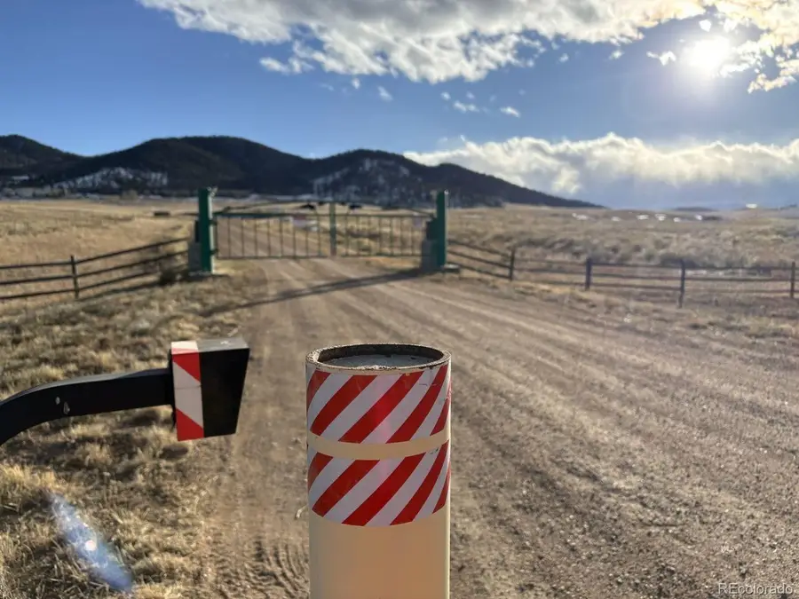 29 Eagle Springs Rd, Westcliffe, CO 81252 - Image #3