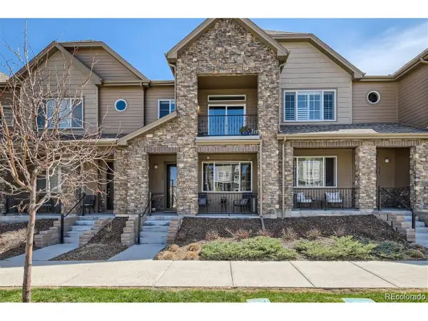 518 E Dry Creek Pl, Littleton, CO 80122