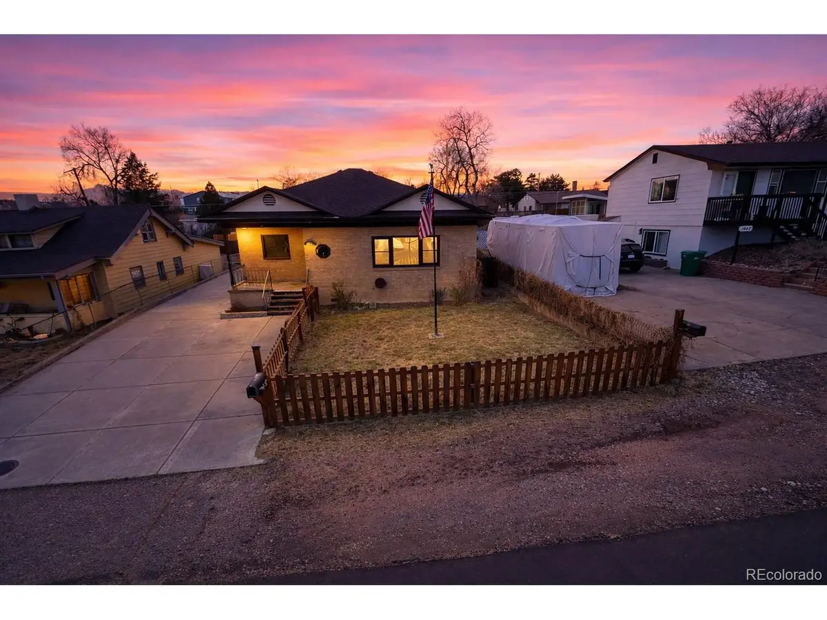 1651 Routt St, Lakewood, CO 80215 - #1