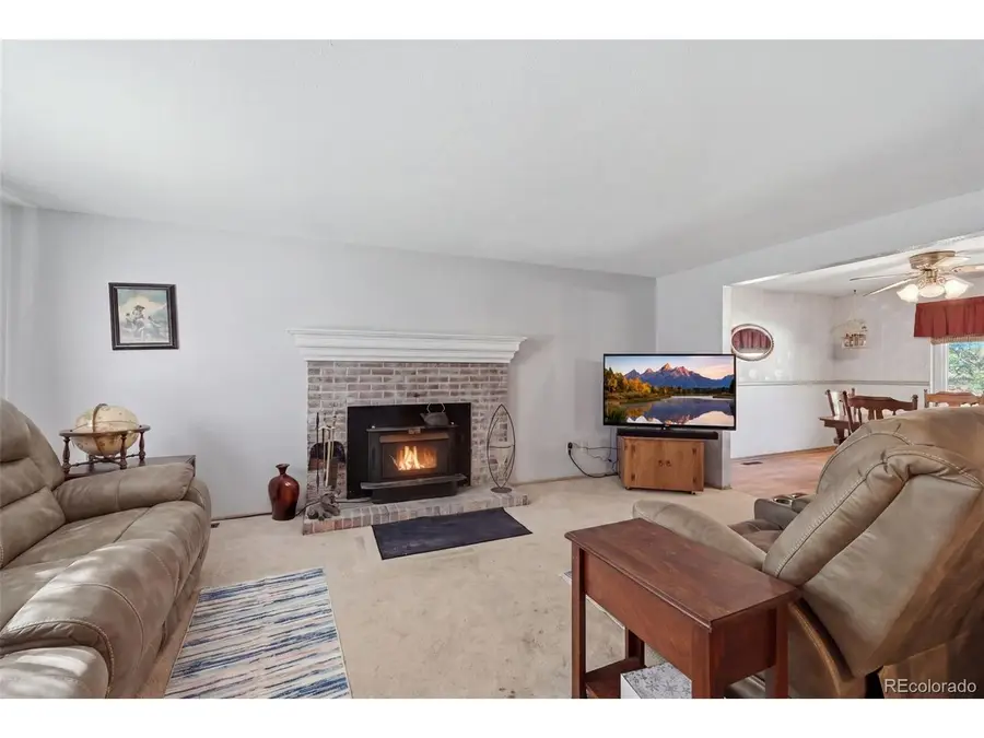 945 Garnet St, Broomfield, CO 80020 - #2