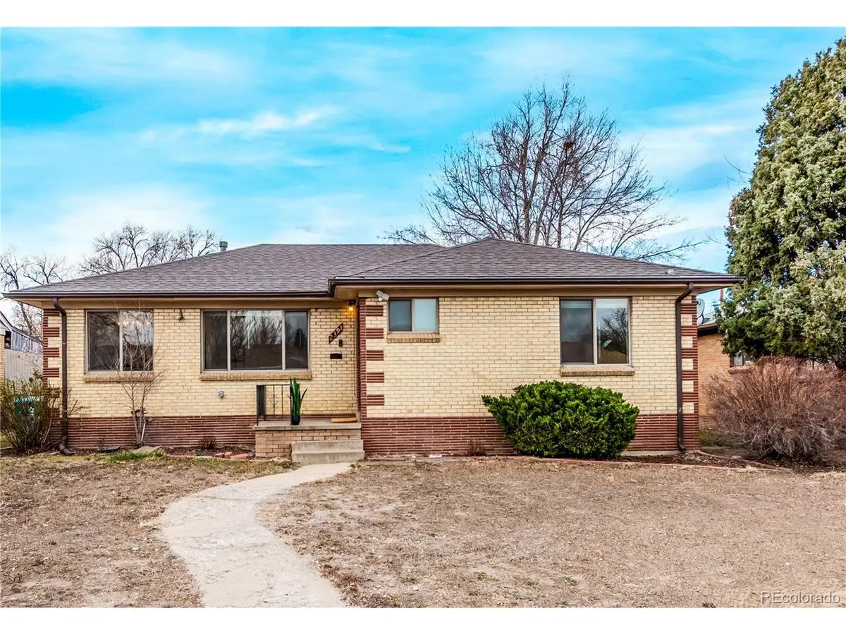 2391 Jamaica St, Aurora, CO 80010 - Image #1