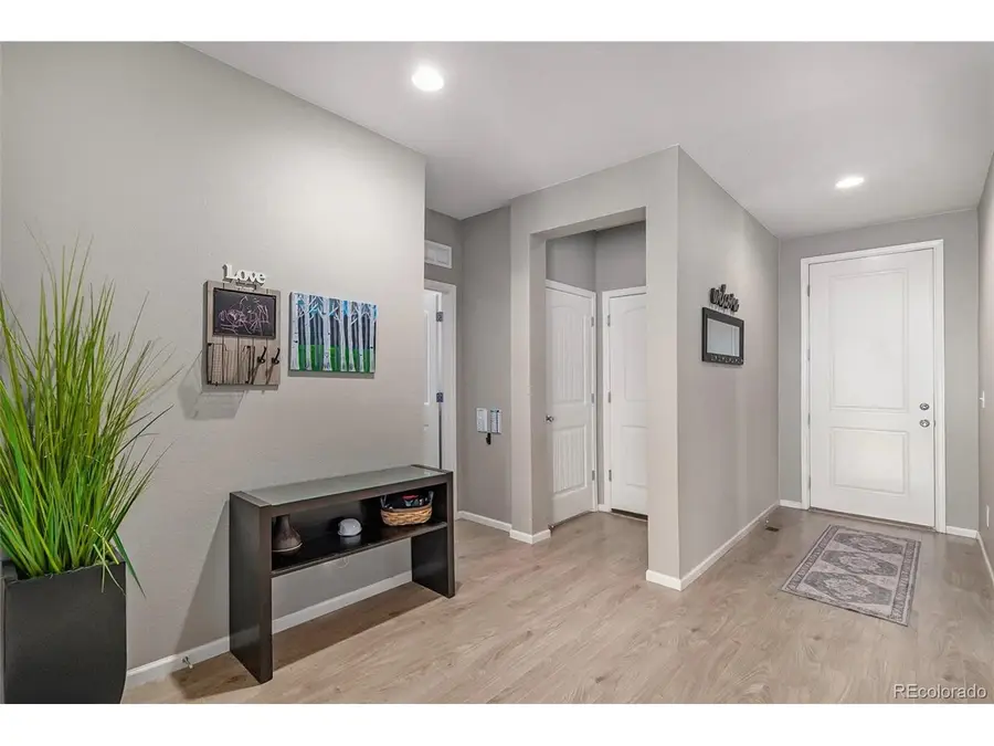 19170 E Pacific Pl, Aurora, CO 80013 - Image #2