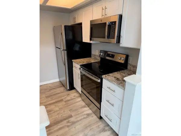 1342 S Cathay Ct #202, Aurora, CO 80017