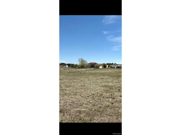 7793 Shenandoah Dr, Elizabeth, CO 80107