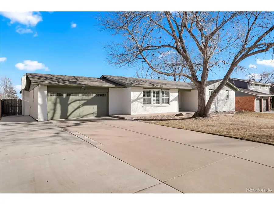 7310 S Sheridan Ct, Littleton, CO 80128 - Image #2