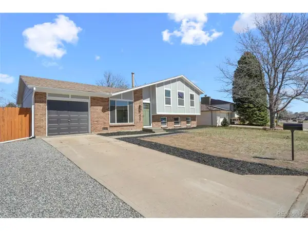 9457 W Hamilton Dr, Lakewood, CO 80227