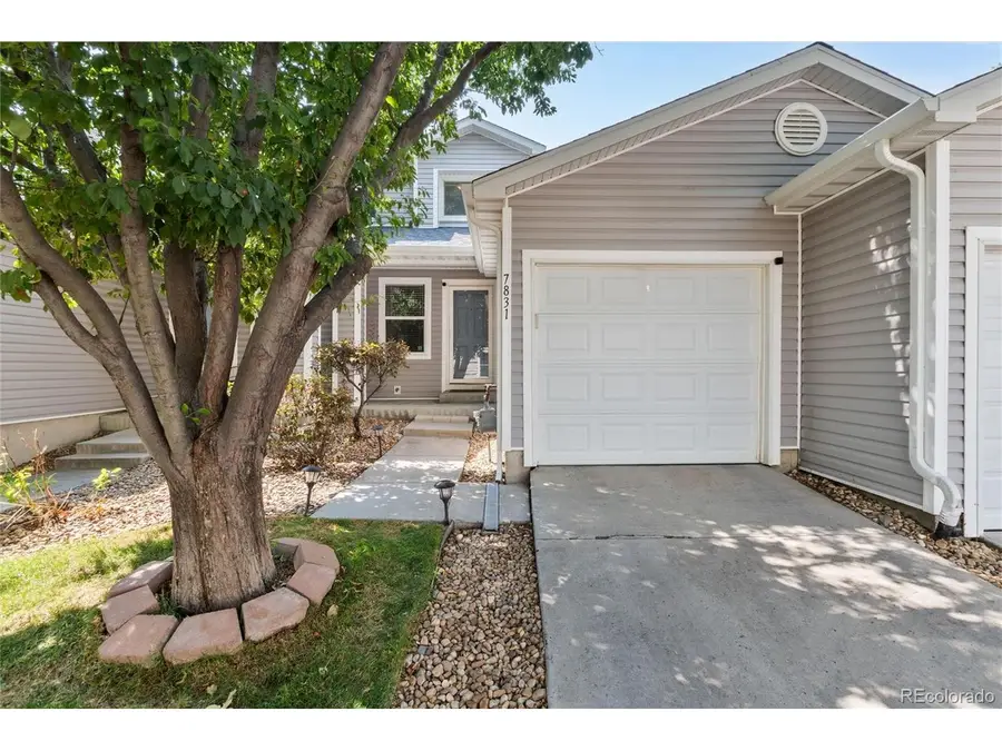 7831 S Kittredge Cir, Englewood, CO 80112 - #3