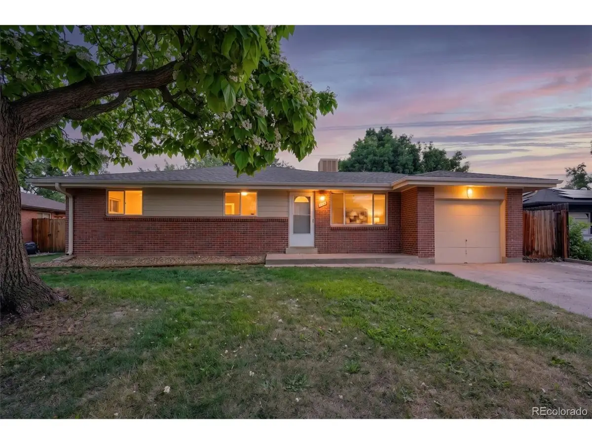 6023 Holland St, Arvada, CO 80004 - #1