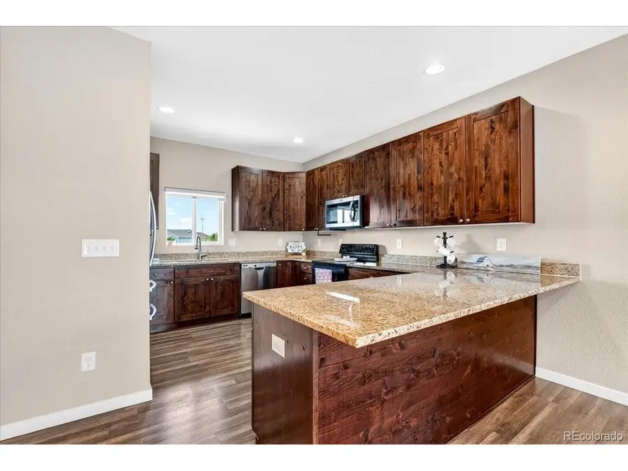 48 S 4th Ave, Deer Trail, CO 80105 - #3