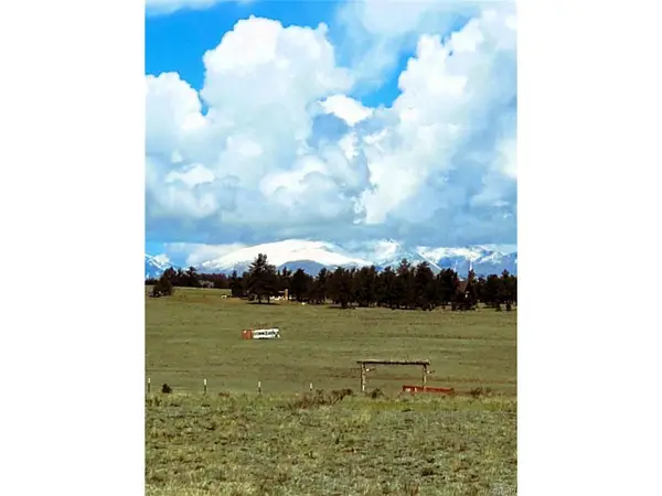 642 Mesa Rd, Hartsel, CO 80449