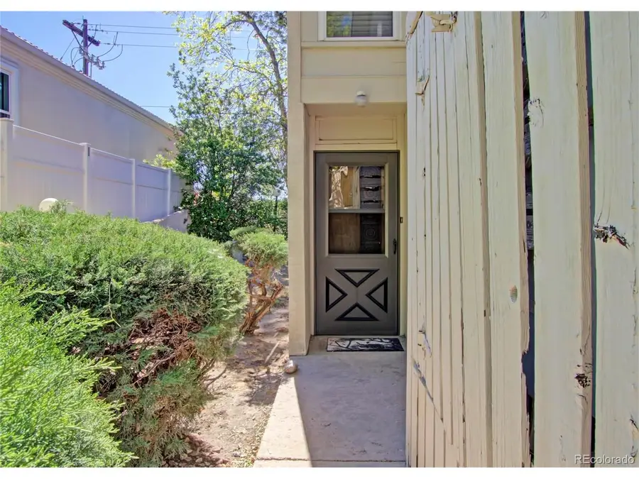 3330 Templeton Gap Rd #8, Colorado Springs, CO 80907 - #3