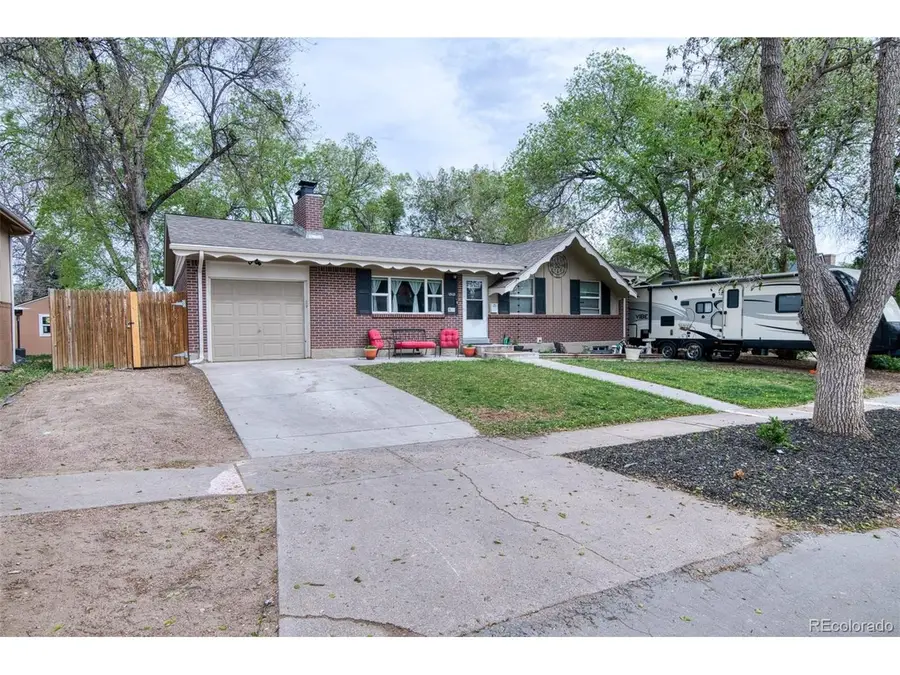1512 Rushmore Dr, Colorado Springs, CO 80910 - #2