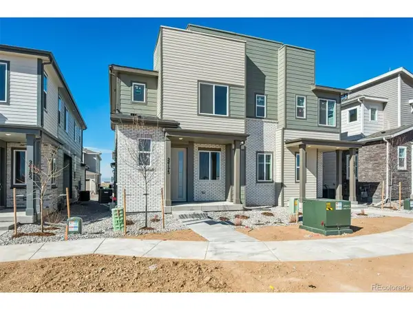 24175 E 30th Pl, Aurora, CO 80019