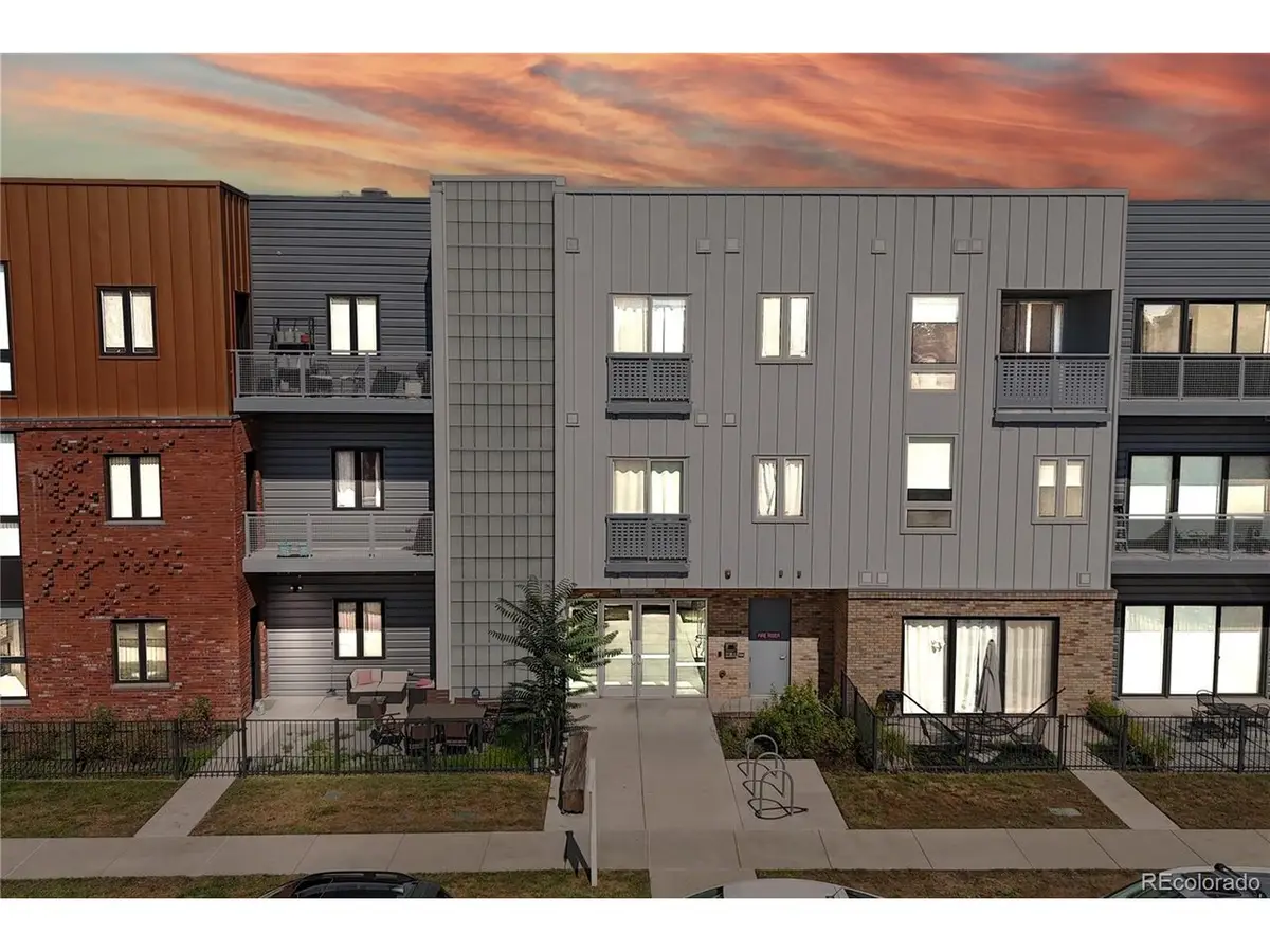 2525 Arapahoe St #RD305, Denver, CO 80205 - #1