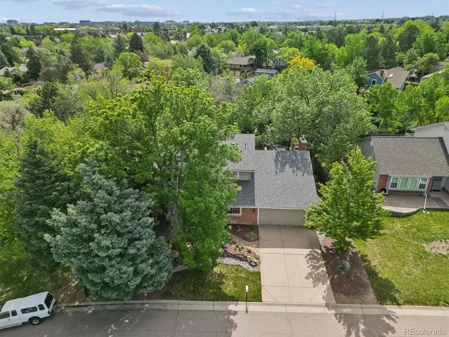 8070 S Monaco Cir, Centennial, CO 80112 - #3