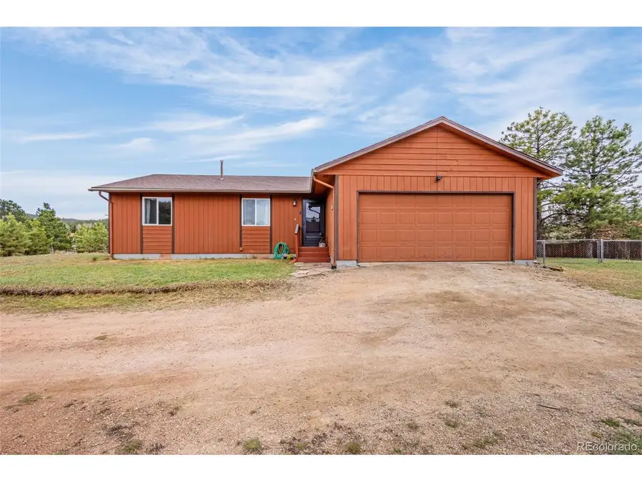 920 Forest Edge Rd, Woodland Park, CO 80863 - Image #2