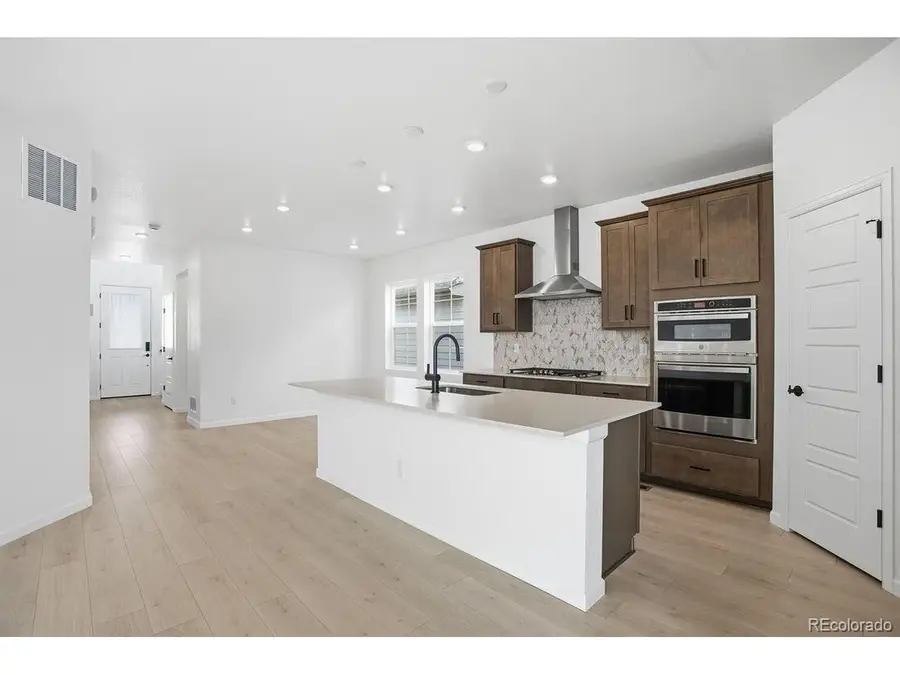 8784 Whiteclover St, Littleton, CO 80125 - #3