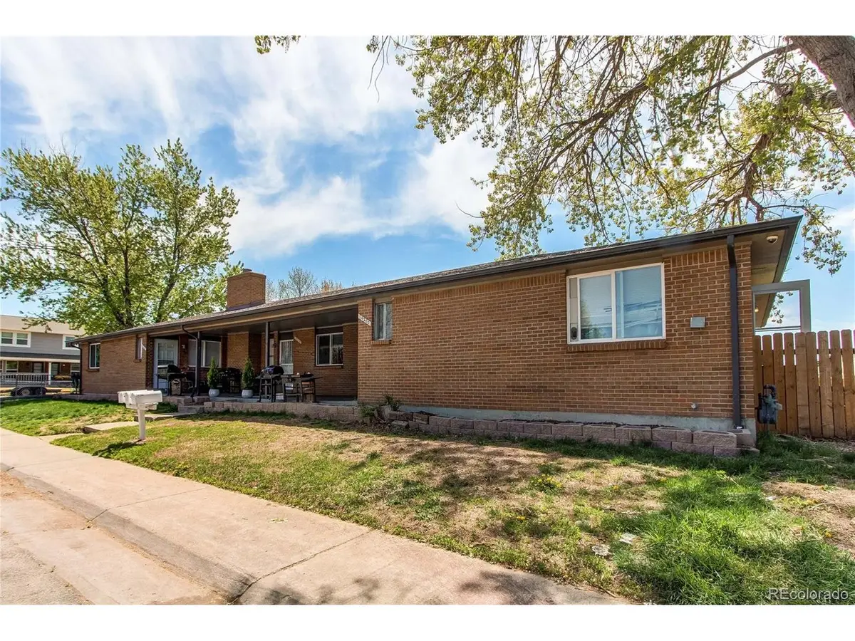 14200 E 22nd Pl, Aurora, CO 80011 - #1