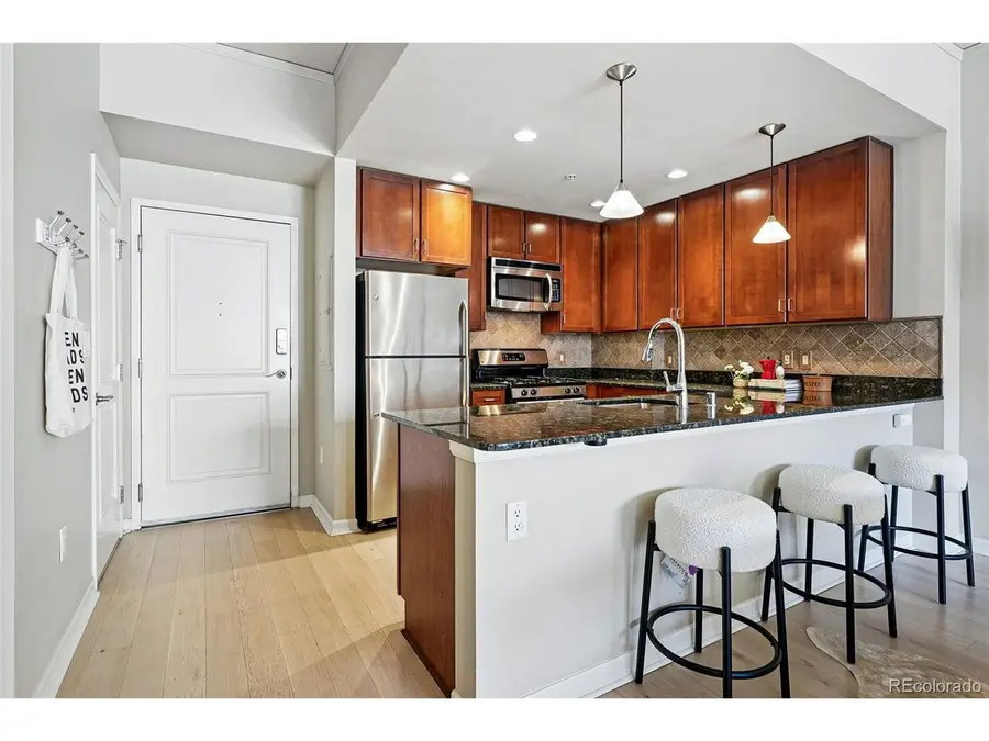 1975 N Grant St #810, Denver, CO 80203 - #2