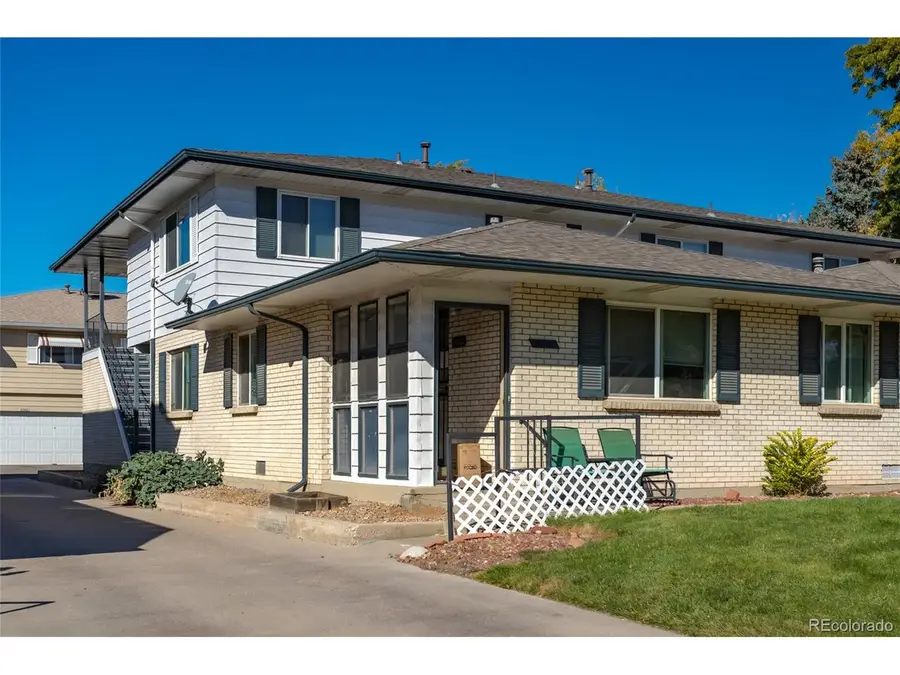 9957 Croke Dr, West Adams, CO 80260 - Image #2