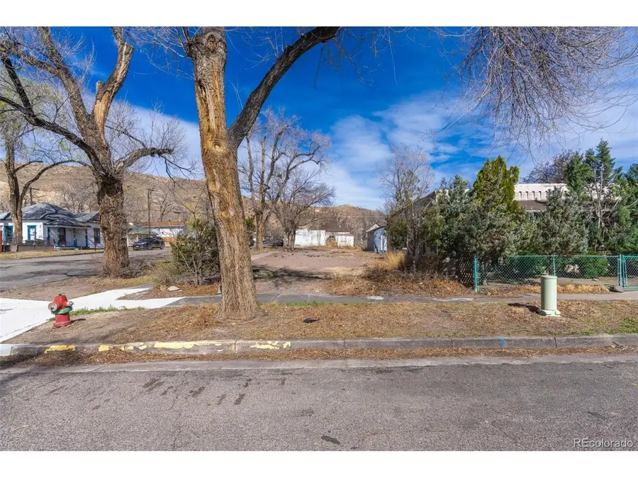 301 Macon Ave, Canon City, CO 81212 - #2