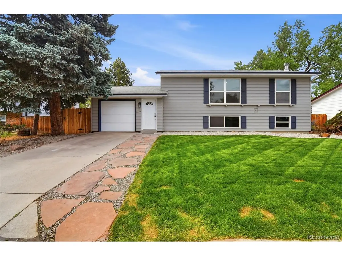 3227 S Hoyt Way, Lakewood, CO 80227 - #1