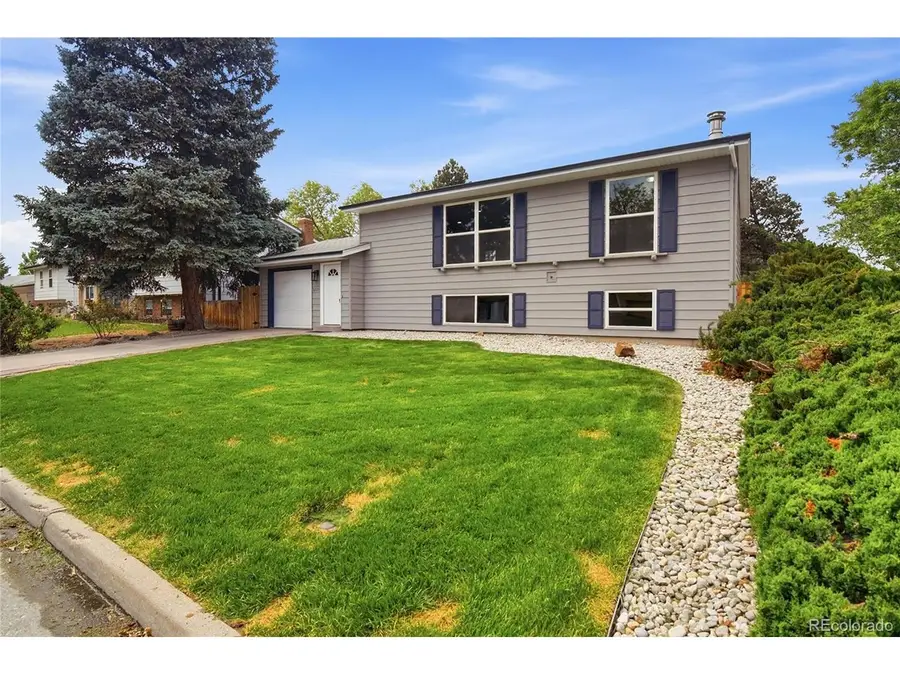 3227 S Hoyt Way, Lakewood, CO 80227 - #2