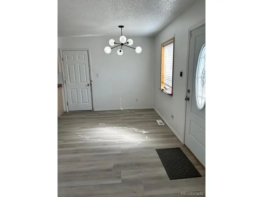 441 E 1st St, Alamosa, CO 81101 - #3