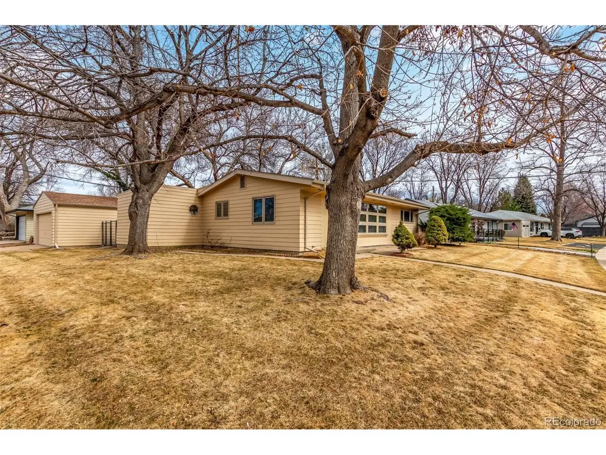 4301 E Lasalle Pl, Denver, CO 80222 - #1