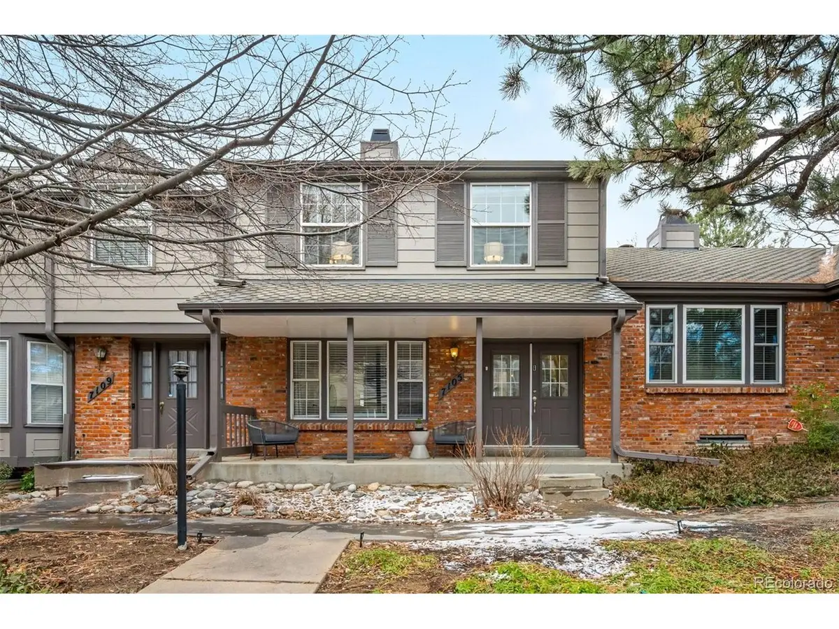 7105 E Briarwood Dr, Centennial, CO 80112 - Image #1