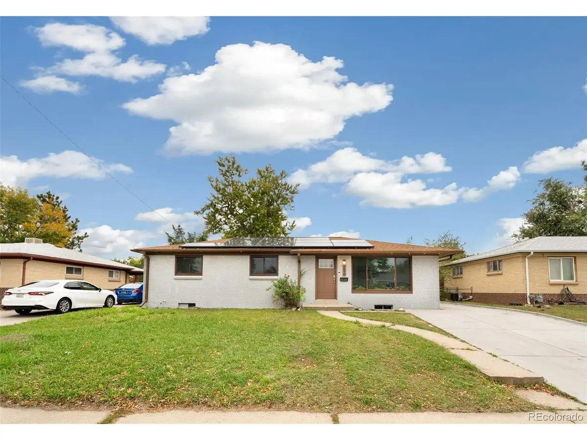 556 Empire St, Aurora, CO 80010 - Image #1