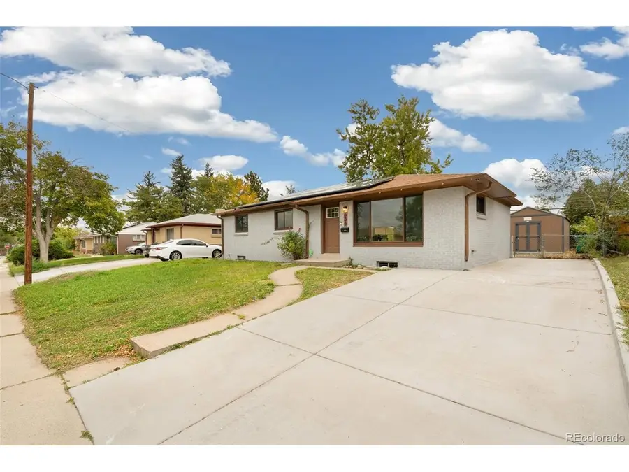 556 Empire St, Aurora, CO 80010 - Image #2
