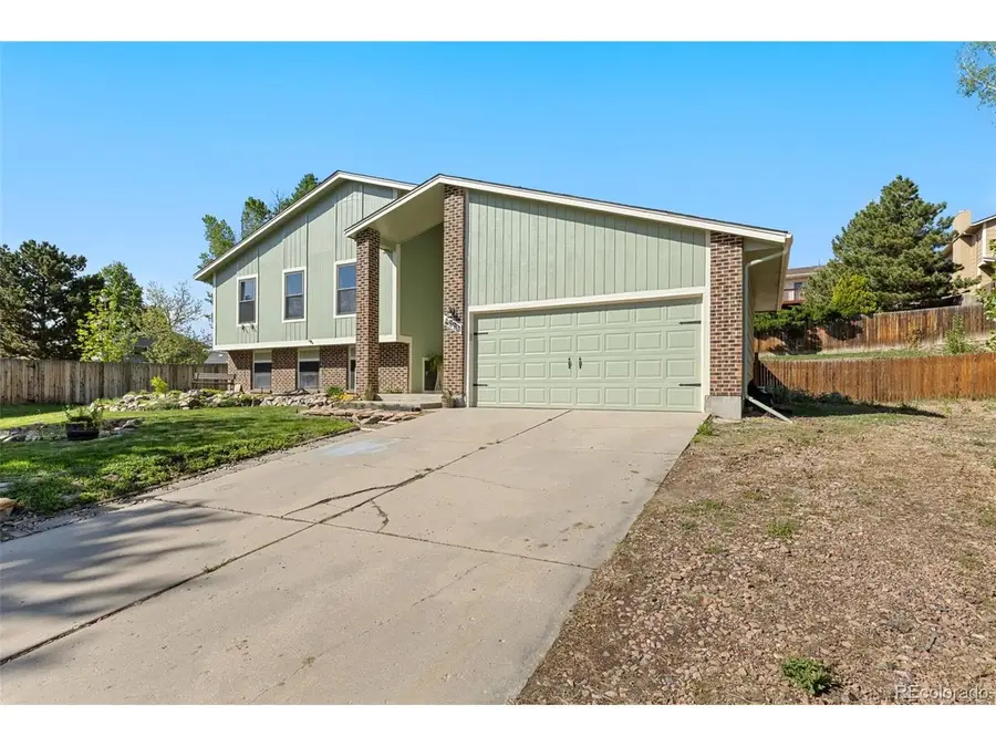 4990 Wood Brook Ct, Colorado Springs, CO 80917 - #2