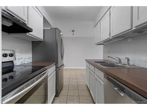 209 E Highline Cir #302, Centennial, CO 80122